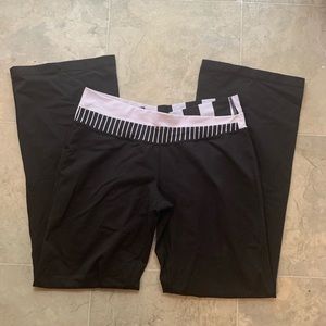 lululemon athletica Black Astro Pants with White & Black Waistband